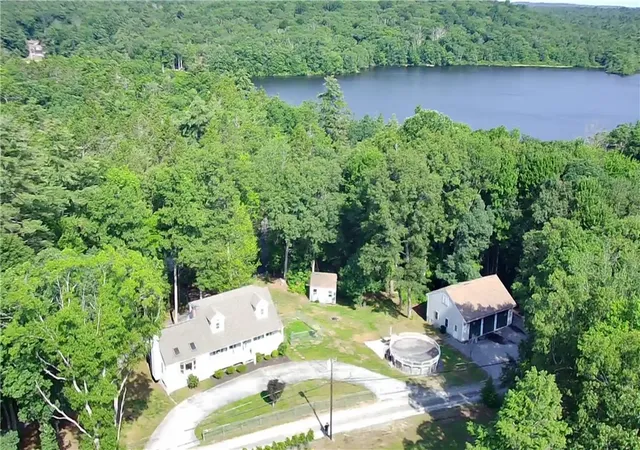 Homes for sale in Glocester, RI | 34 Angel Rd, Glocester, RI 02814 | MLS# 1416834