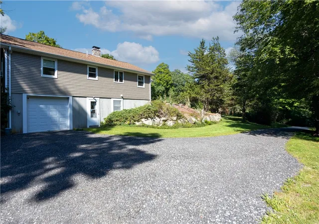 Homes for sale in Foster, RI | 24 Burgess Rd, Foster, RI 02825 | MLS# 1417002