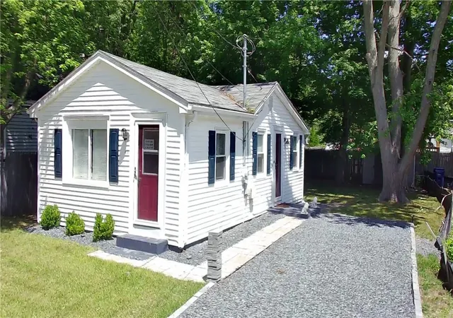 Photo 2 of Sale Pending at 69 Kenway Ave, Warwick, RI 02889 | MLS# 1416486 | Listing updated on 2026-08-13