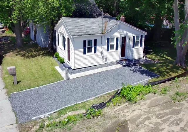 Photo 4 of Sale Pending at 69 Kenway Ave, Warwick, RI 02889 | MLS# 1416486 | Listing updated on 2026-08-13