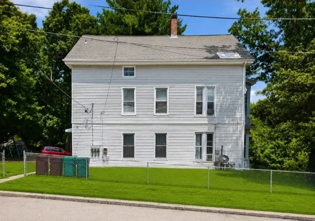 3rd image of 266 First Ave, Woonsocket, RI 02895 | MLS# 1417024