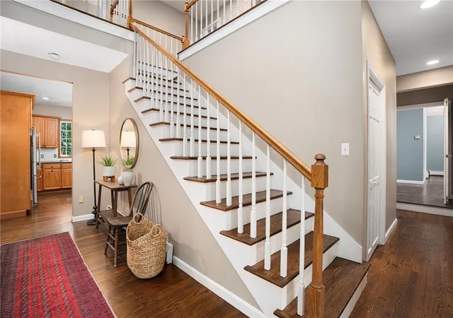 Homes for sale in East Greenwich, RI | 4 Stonecarry Wy, East Greenwich, RI 02818 | MLS# 1417025