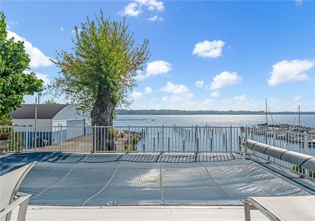 3rd image of 8 Rushton Dr, Cranston, RI 02905 | MLS# 1416697