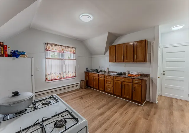 3rd image of 264 Douglas Ave, Providence, RI 02908 | MLS# 1417029