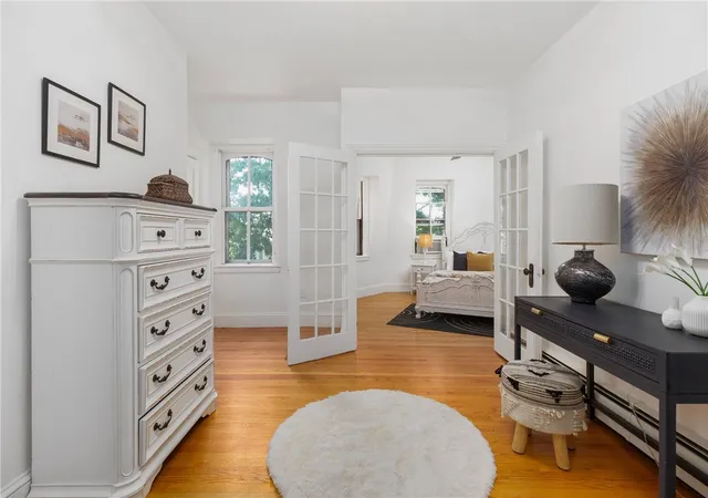 Homes for sale in Providence, RI | 43 Chapin Ave #4, Providence, RI 02909 | MLS# 1417051