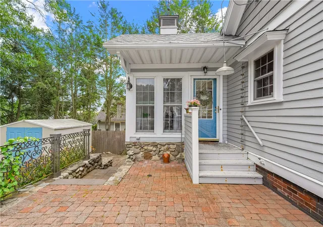 3rd image of 116 Benbridge Ave, Warwick, RI 02888 | MLS# 1417054