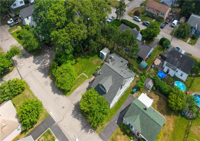5th image of 116 Benbridge Ave, Warwick, RI 02888 | MLS# 1417054