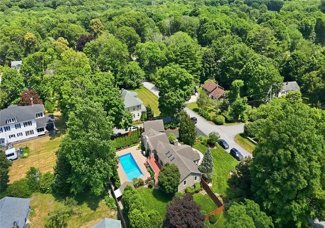 5th image of 45 Newton Ave, Warwick, RI 02889 | MLS# 1416490