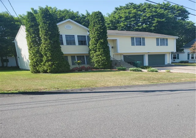 Homes for sale in Woonsocket, RI | 91 Oregon Ave, Woonsocket, RI 02895 | MLS# 1417070