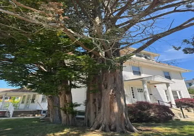 2nd image of 2249 Cranston St, Cranston, RI 02920 | MLS# 1417080