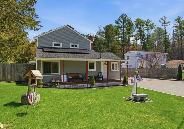 Homes for sale in North Smithfield, RI | 48 Overlea Rd, North Smithfield, RI 02896 | MLS# 1417079