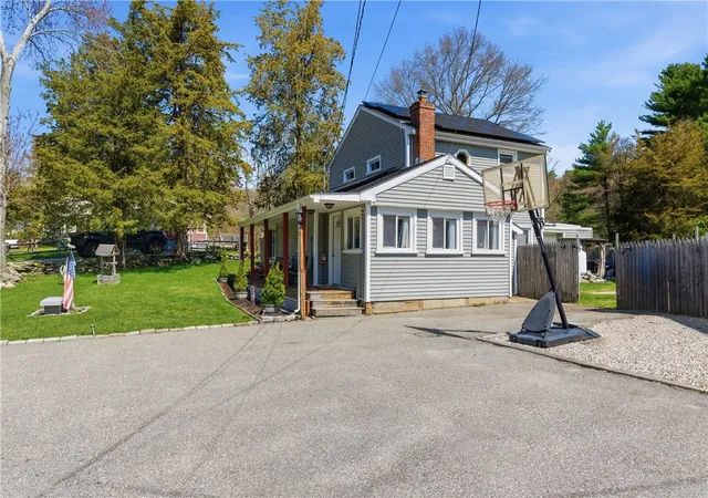 4th image of 48 Overlea Rd, North Smithfield, RI 02896 | MLS# 1417079