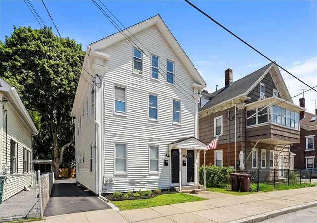 2nd image of 551 Pond St, Woonsocket, RI 02895 | MLS# 1416936