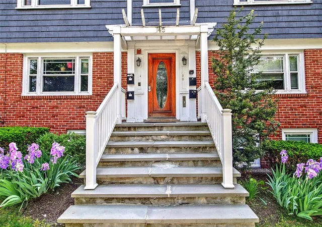 Homes for sale in Providence, RI | 145 Butler Ave #2N, Providence, RI 02906 | MLS# 1413845