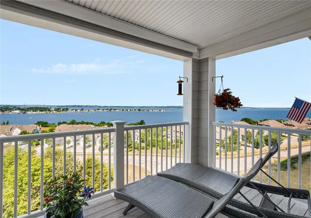 Homes for sale in Tiverton, RI | 71 Starboard Dr #360, Tiverton, RI 02878 | MLS# 1417016