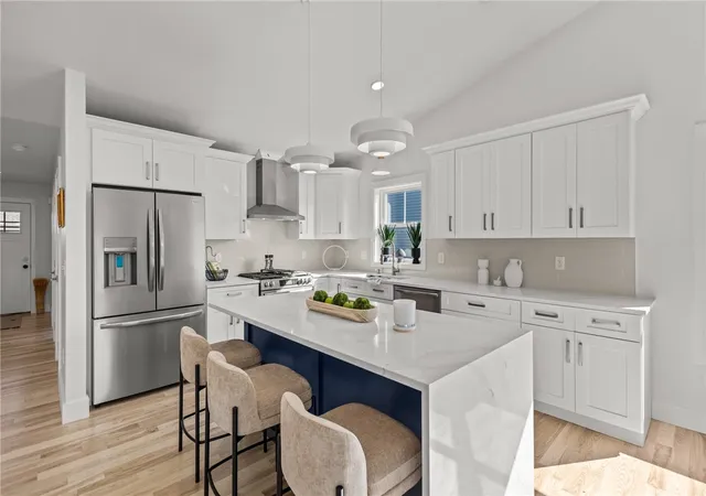 3rd image of 700 Sandy Ln #9, Warwick, RI 02889 | MLS# 1417119