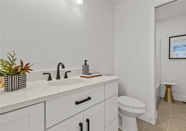 5th image of 700 Sandy Ln #9, Warwick, RI 02889 | MLS# 1417119