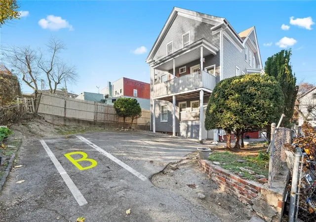 3rd image of 792 Atwells Ave, Providence, RI 02909 | MLS# 1416918