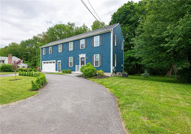 Homes for sale in Barrington, RI | 34 Washington Rd, Barrington, RI 02806 | MLS# 1417140