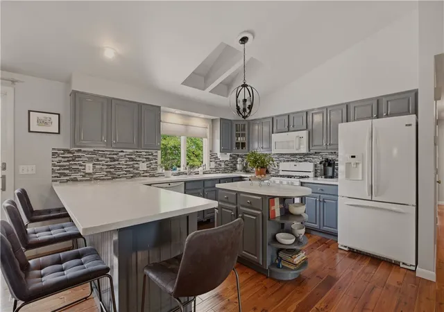 Photo 4 of Sale Pending at 11 Carol Ave, Bristol, RI 02809 | MLS# 1417089 | Listing updated on 2026-07-29