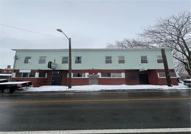 1st image of 140 Dexter St, Pawtucket, RI 02860 | MLS# 1417180