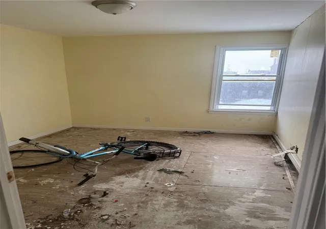 8th image of 140 Dexter St, Pawtucket, RI 02860 | MLS# 1417180