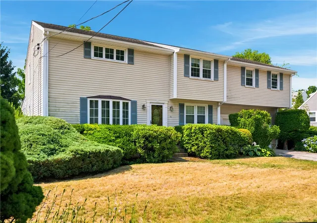 3rd image of 16 Old Simmonsville Rd, Johnston, RI 02919 | MLS# 1417184