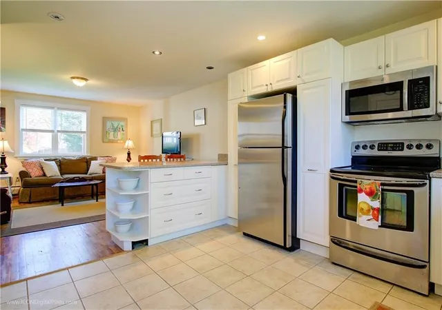 Homes for sale in Newport, RI | 70 Carroll Ave #1113, Newport, RI 02840 | MLS# 1417197