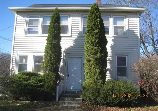 Homes for sale in Coventry, RI | 521 Washington St, Coventry, RI 02816 | MLS# 1417137