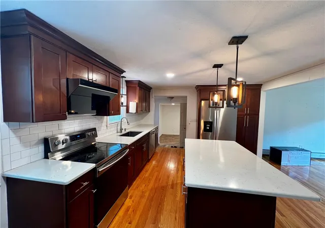 5th image of 426 Arnold Rd, Coventry, RI 02816 | MLS# 1416943