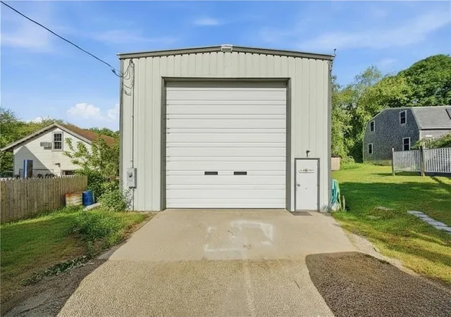 Photo 3 of Sale Pending at 15 Kardway St, Wakefield, RI 02879 | MLS# 1417237 | Listing updated on 2026-08-18