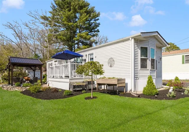 2nd image of 33 Foxtrot Dr, Charlestown, RI 02813 | MLS# 1417254
