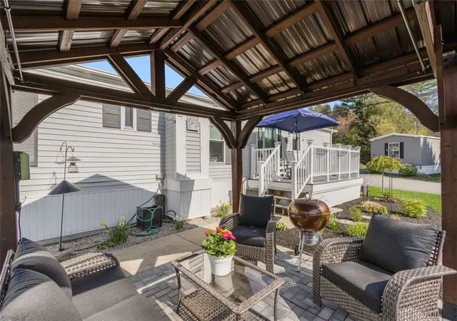 5th image of 33 Foxtrot Dr, Charlestown, RI 02813 | MLS# 1417254