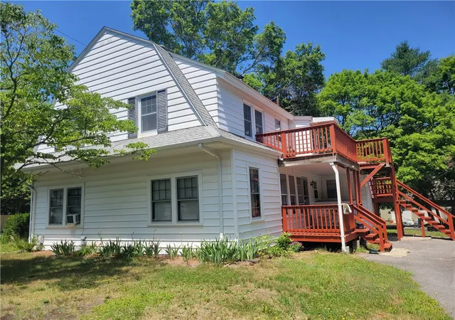 Homes for sale in Westerly, RI | 395 Bradford Rd, Westerly, RI 02808 | MLS# 1417260