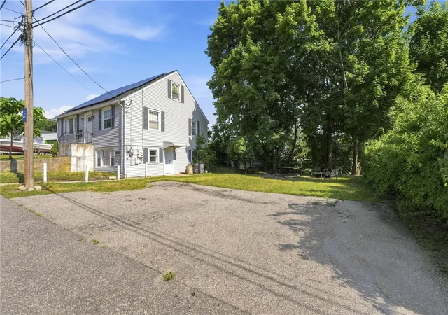 4th image of 4 Edna St, Johnston, RI 02919 | MLS# 1417198