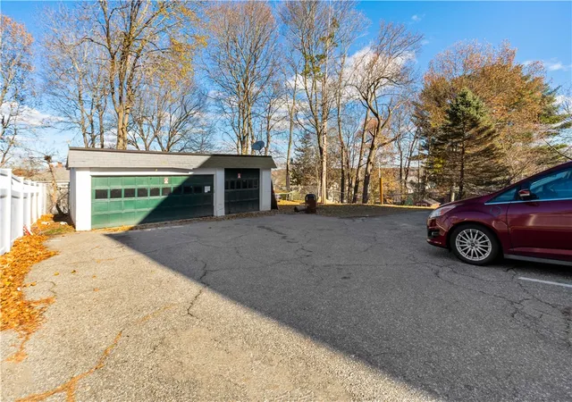 4th image of 222 Carrington Ave, Woonsocket, RI 02895 | MLS# 1417263