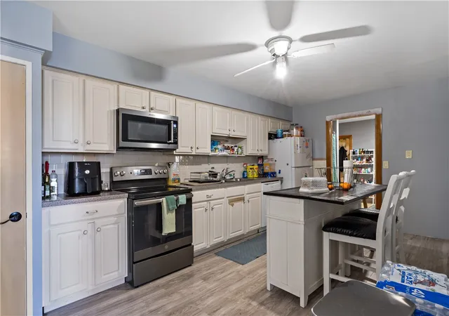 5th image of 222 Carrington Ave, Woonsocket, RI 02895 | MLS# 1417263