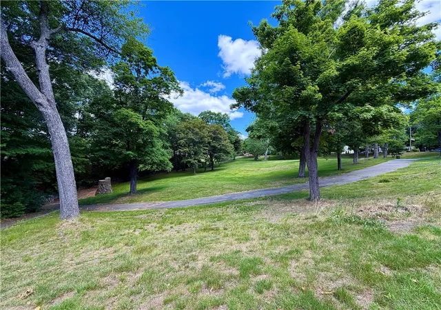 30th image of 182 Highland St, Woonsocket, RI 02895 | MLS# 1416865