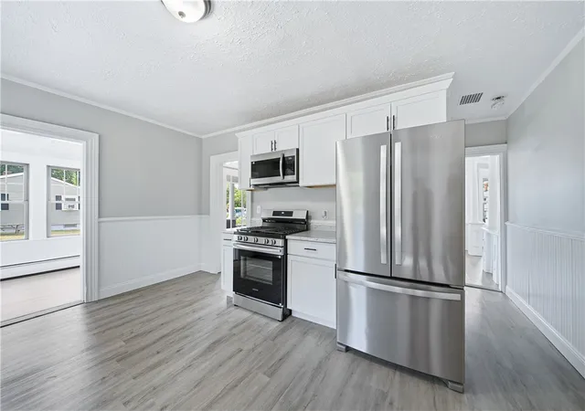5th image of 430 Cumberland Hill Rd, Woonsocket, RI 02895 | MLS# 1416893