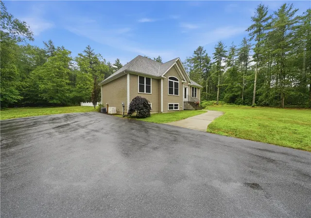 2nd image of 70 Tripps Corner Rd, Exeter, RI 02822 | MLS# 1417244