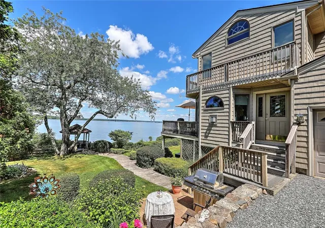 5th image of 129 Seaside Dr, Jamestown, RI 02835 | MLS# 1417282