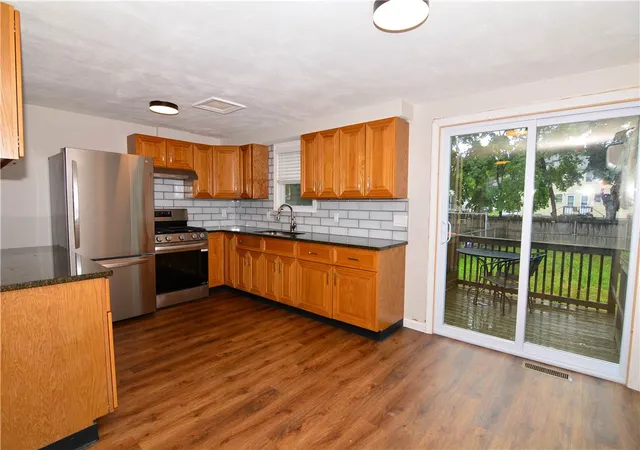 Homes for sale in North Kingstown, RI | 15 Saratoga Rd, North Kingstown, RI 02852 | MLS# 1417199