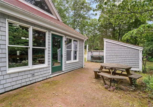 2nd image of 243 Glen Rock Rd, Exeter, RI 02892 | MLS# 1415450