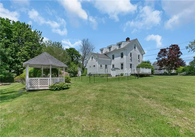 Homes for sale in Portsmouth, RI | 279 Jepson Ln, Portsmouth, RI 02871 | MLS# 1417208