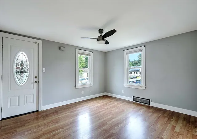 Homes for sale in Woonsocket, RI | 264 Phillips St, Woonsocket, RI 02895 | MLS# 1417102