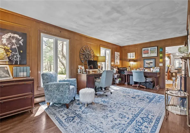 Homes for sale in East Greenwich, RI | 1340 Waterford Dr, East Greenwich, RI 02818 | MLS# 1417330