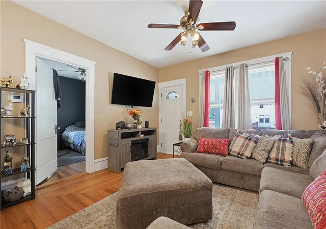 5th image of 11 Franklin St, North Providence, RI 02904 | MLS# 1417283