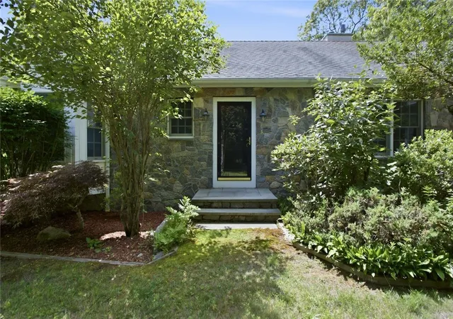 1st image of 99 Sunderland Rd, Exeter, RI 02822 | MLS# 1417368