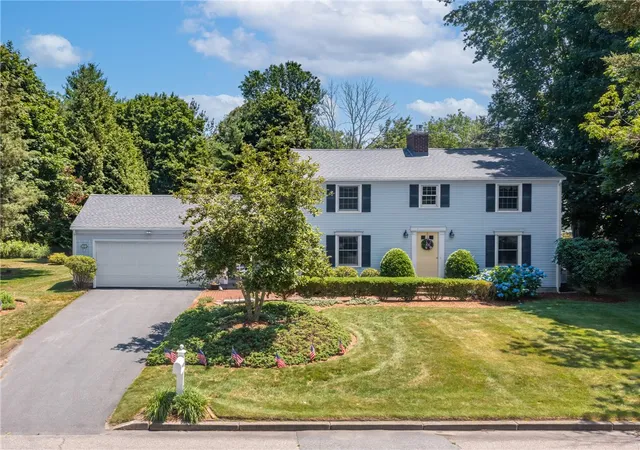1st image of 10 Ridgefield Dr, East Greenwich, RI 02818 | MLS# 1417397