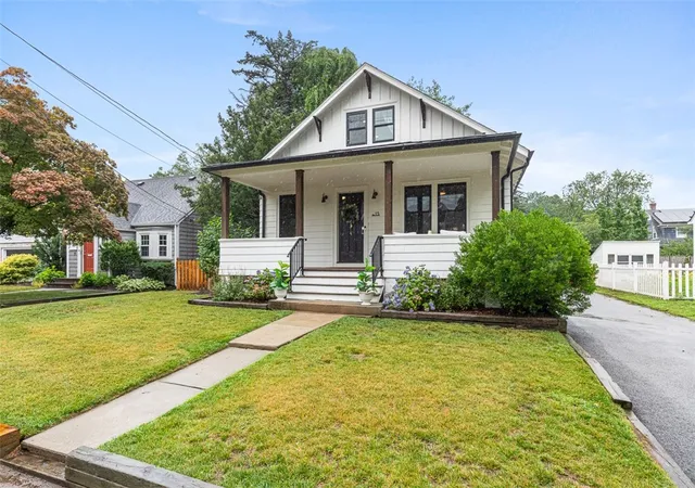 1st image of 15 Berwick Pl, East Providence, RI 02916 | MLS# 1417322